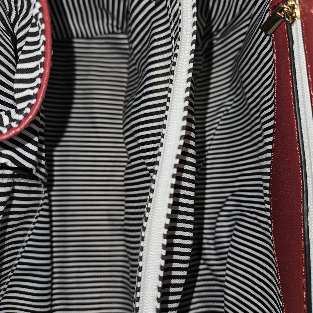 Collection Burgundy Dome Satchel - - Picture 5 of 7